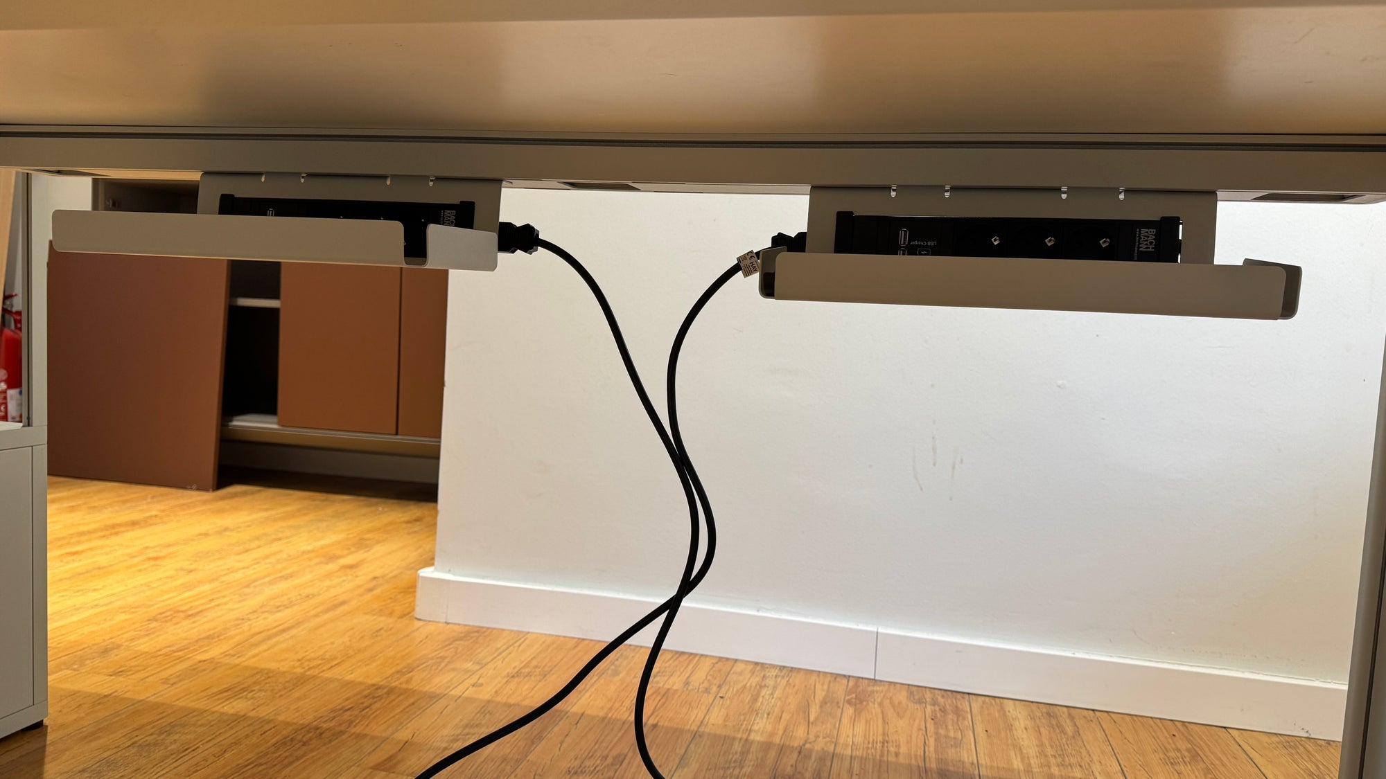 HAY New Order Schreibtisch - Doppelt 150x150 hellgrau