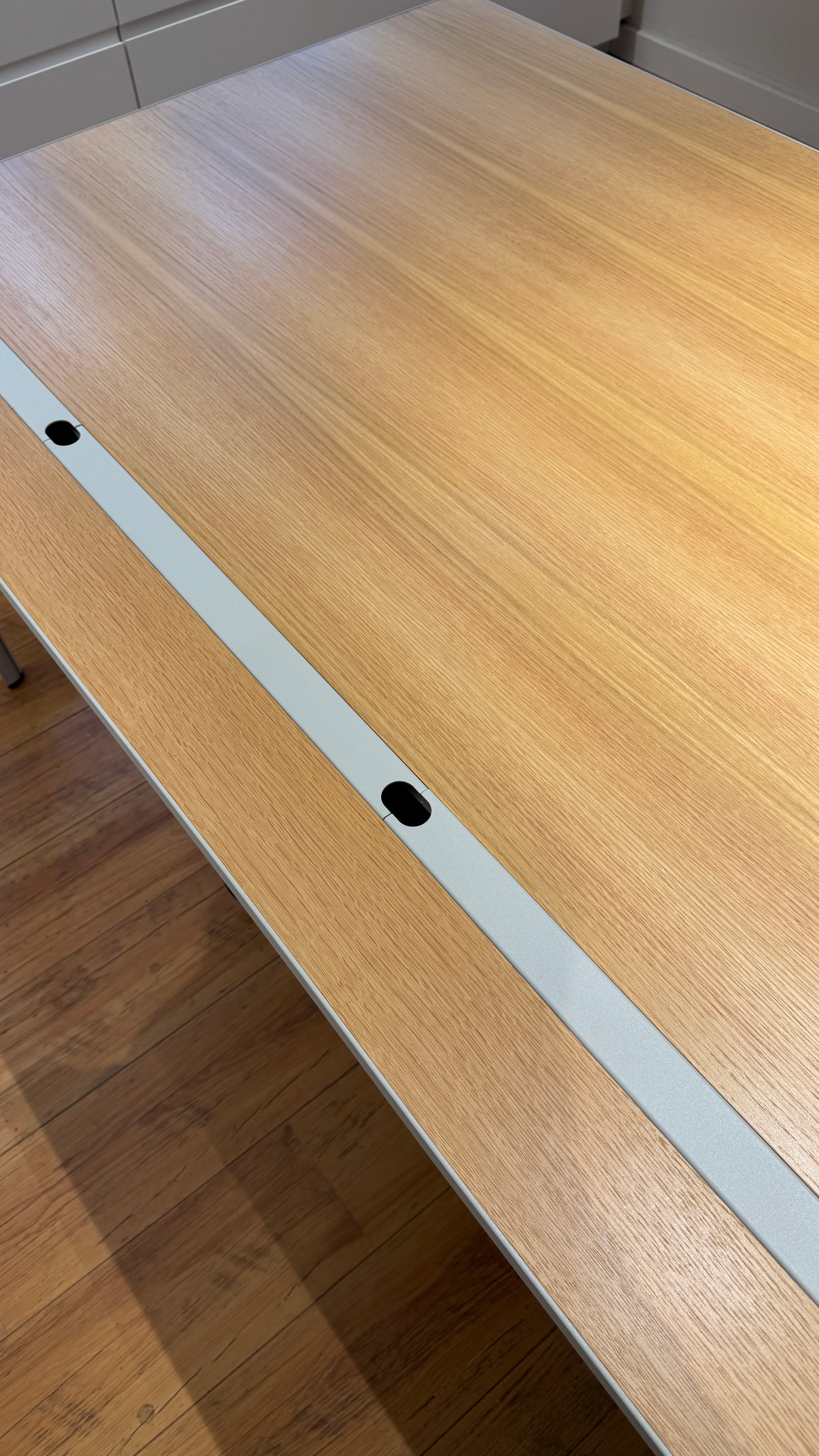 HAY New Order Schreibtisch - Doppelt 150x150 hellgrau