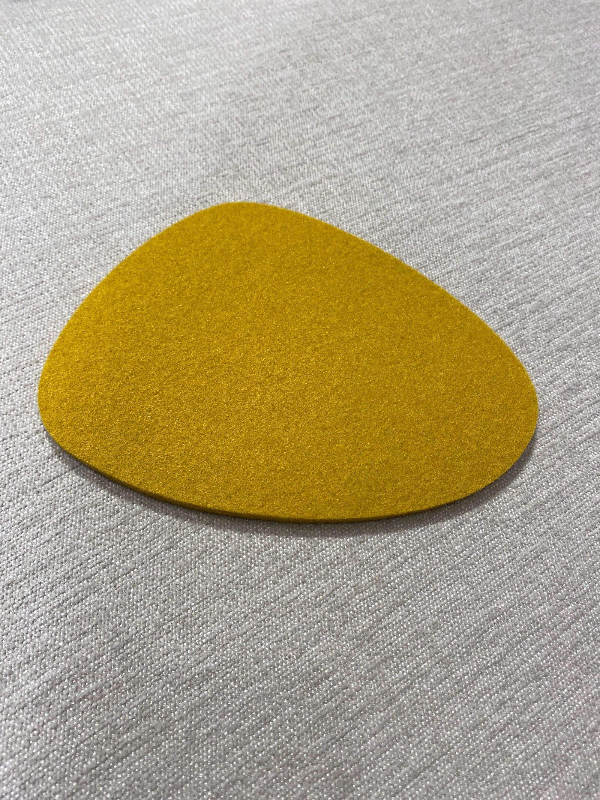 HEY SIGN Untersetzer - Stone 5mm - S -  15 x 13 cm - curry